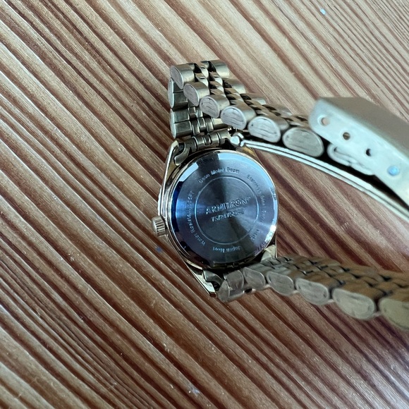 Gold Watch - Picture 3 of 5